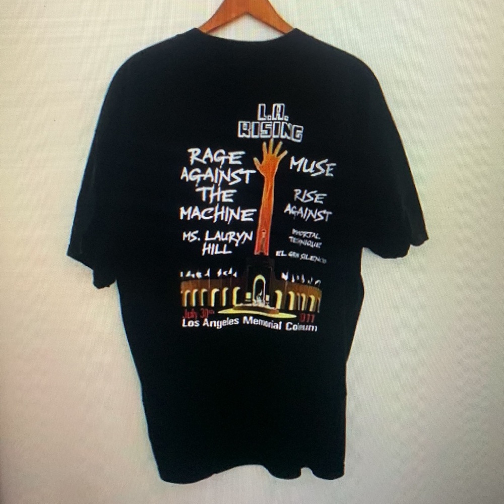 L.A. Rising Graphic Tee - Picture 4 of 5